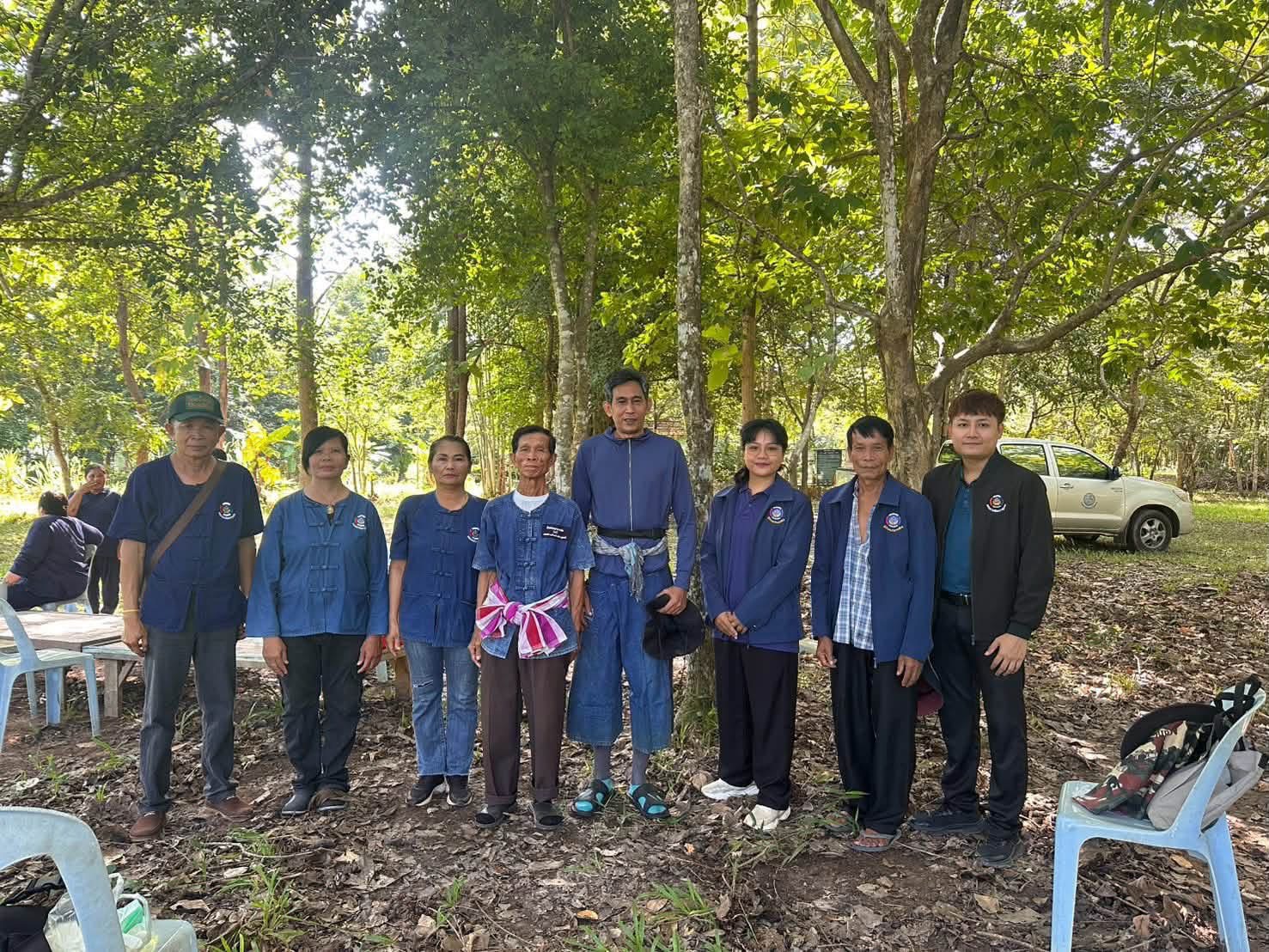 สำนักงานพัฒนาชุมชนอำเภอเพ็ญร่วมกับเครือข่ายผู้นำอาสาพัฒนาชุมชน(ผู้นำ อช.) อำเภอเพ็ญ ร่วมกิจกรรมดำนา ณ ศูนย์ศึกษาพัฒนาชุมชนอุดรธานี
